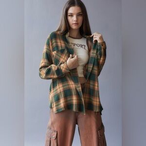 BDG Women's Keanu Flannel Button Down Shirt Size
Small